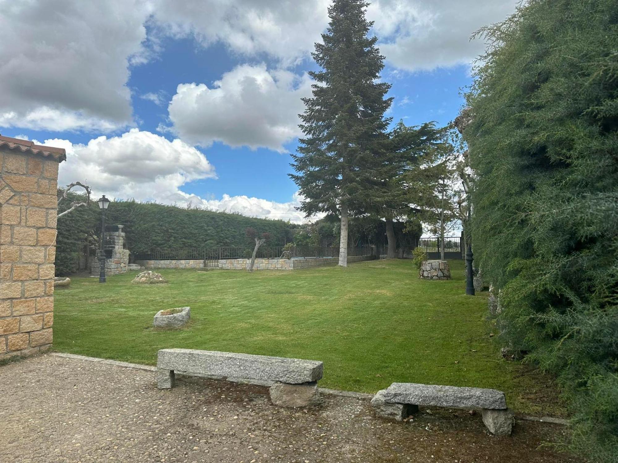 Casa Rural El Cordel La Serrada Екстер'єр фото